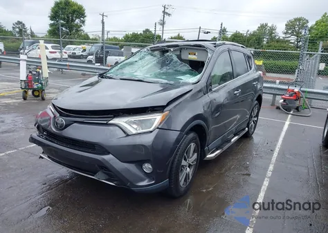 2018 Toyota Rav4 Xle из США, поврежденный, VIN JTMWFREV3JJ184752